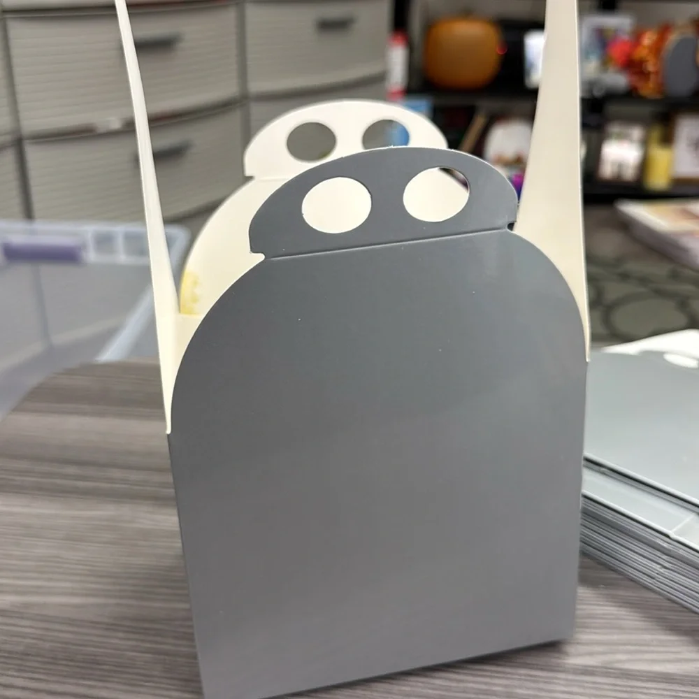 Ezek Handle Gift Box 11 all silver boxes all new